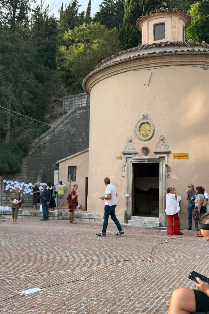 Annamaria Atturo, Buio sangue, laboratorio Paesaggio emotivo, Artopia 2025, Fossombrone PU